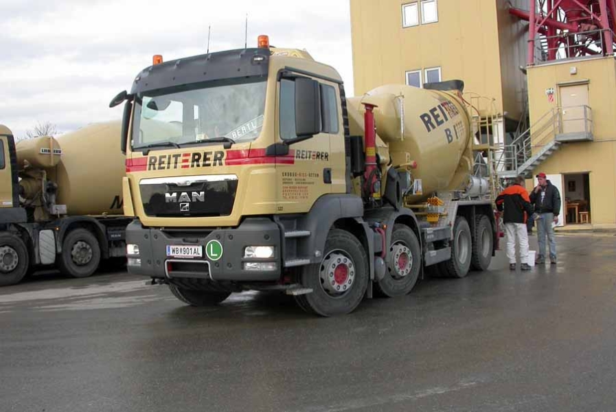 MAN-TGS-Reiterer -Palischek-220111-01.jpg